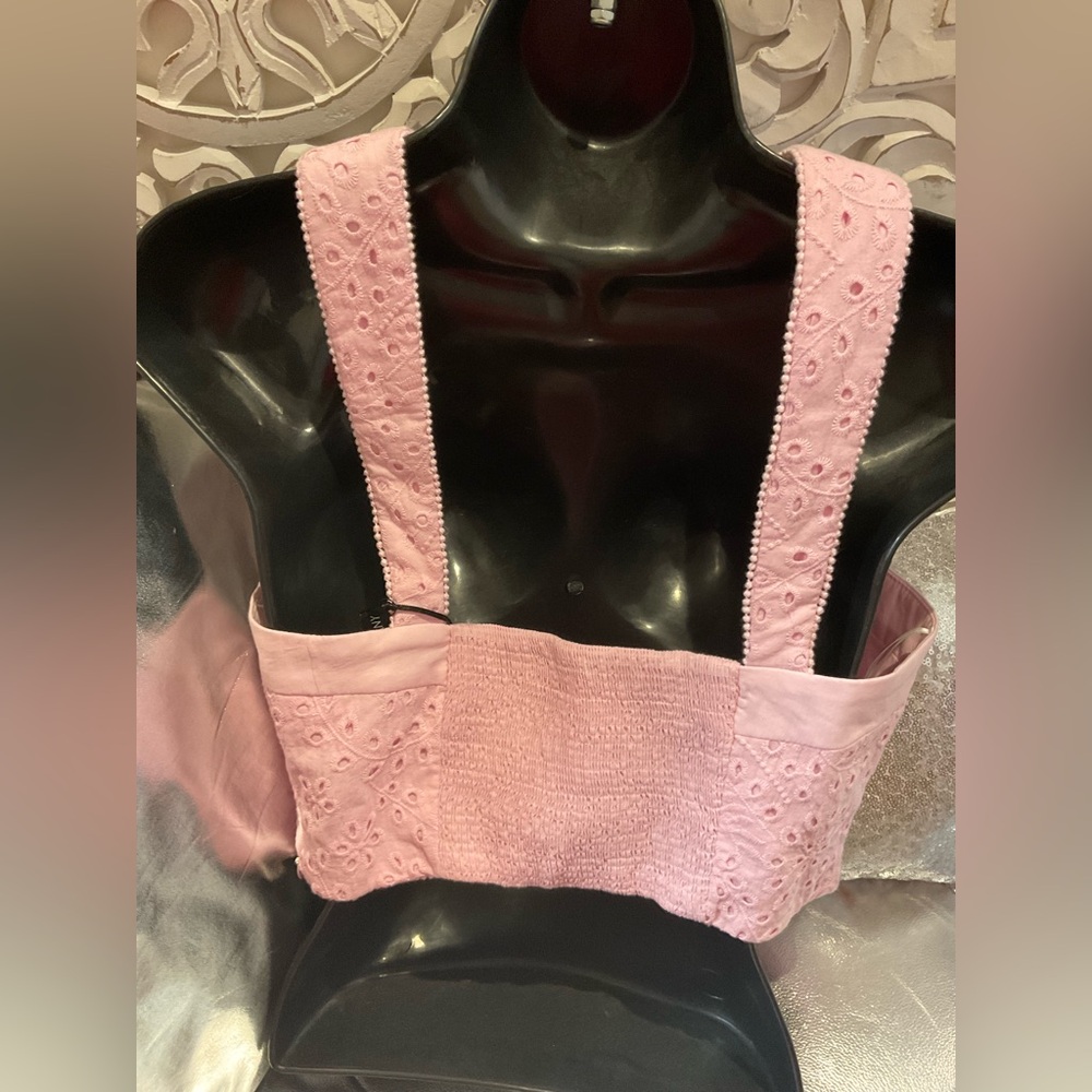 Pink Eyelet Crop Top - Picture 4 of 9